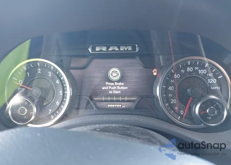 2023 Ram 1500 Big Horn 4X4 6'4 Box из США, поврежденный, VIN 1C6RRFBG4PN550817